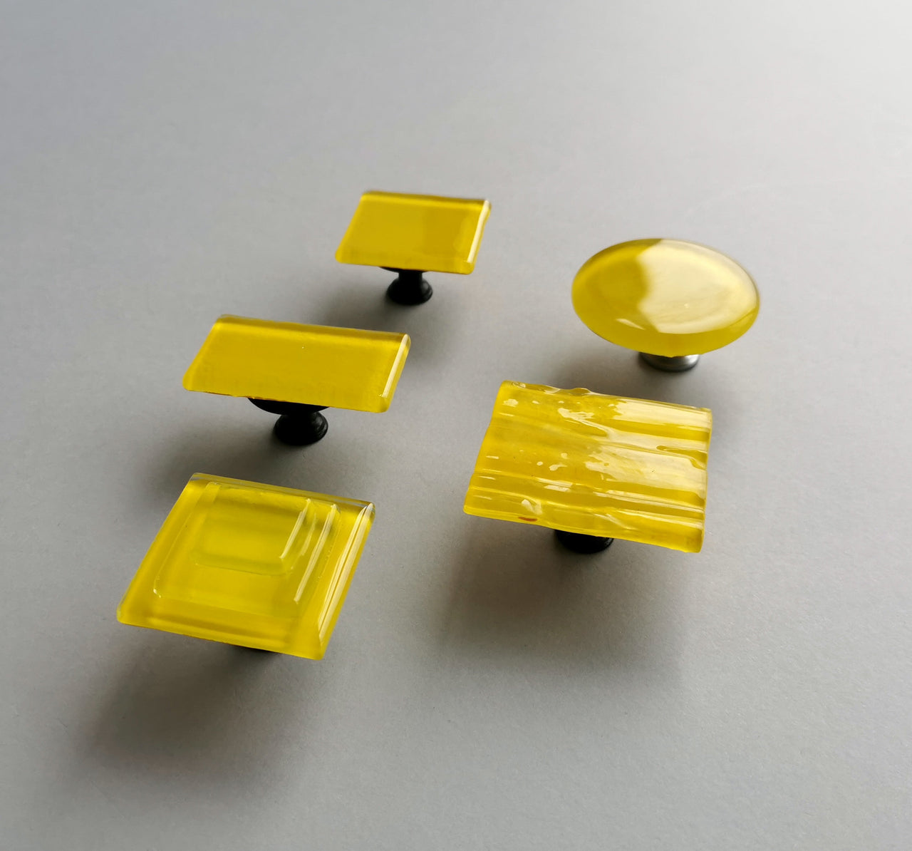 Sunny Yellow Accent Glass Knob. Yellow Glass Knob - 0044