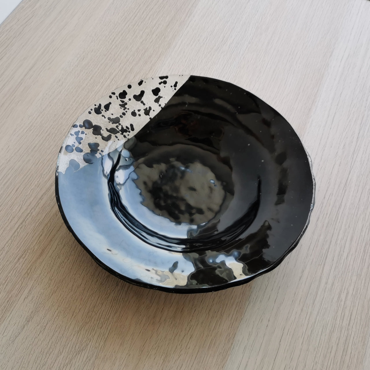 Pasta Minimalist Jackson Pollock Inspired Black Glass Bowl. Black&Jackson Glass Pasta Bowl - 9 13/16" (25cm.)