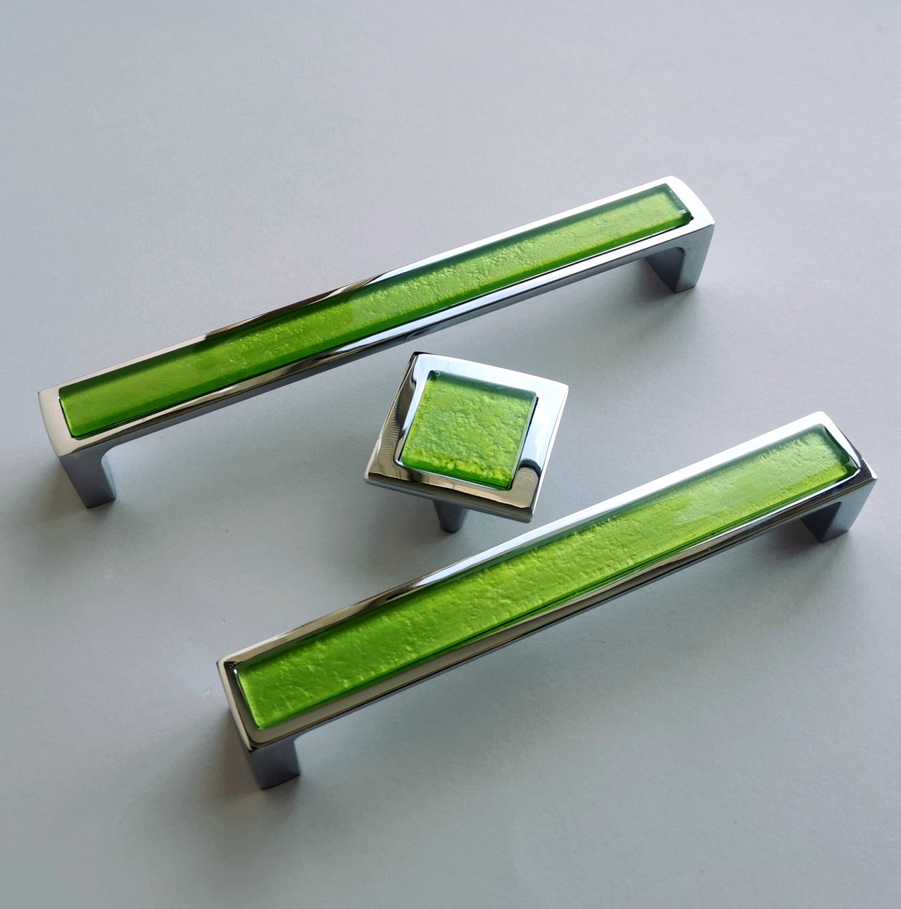 Modern Apple Green Glass Pop-up Pull/Knob. Pop-up Glass Handles - 0038