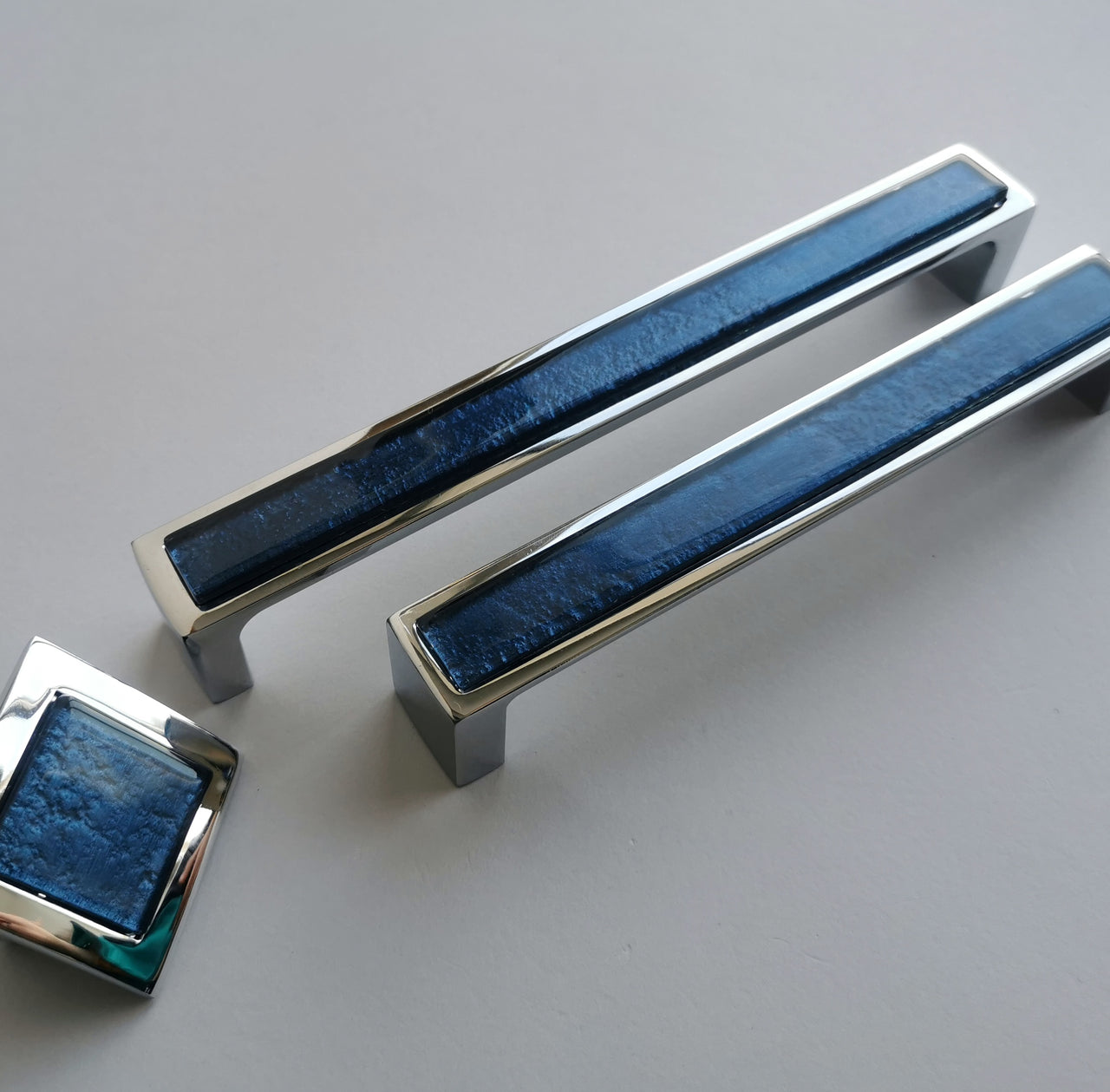 Modern Indigo Blue Glass Pop-up Pull/Knob. Pop-up Glass Handles - 0039