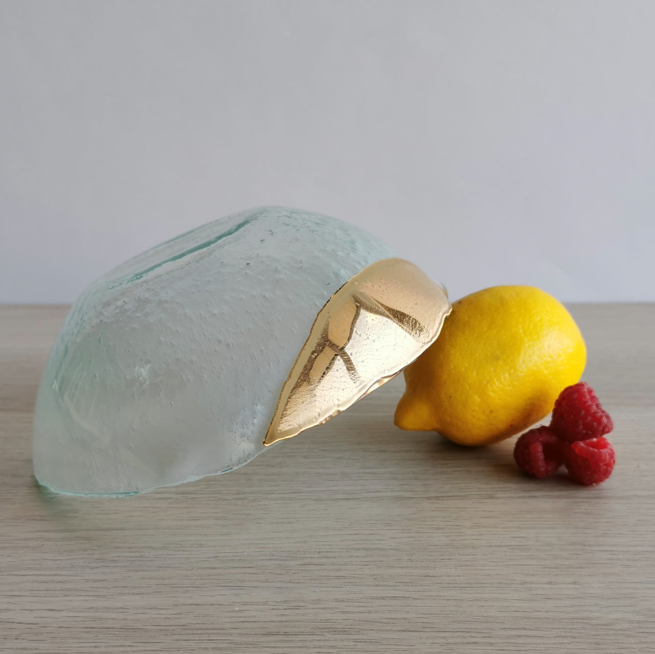 Merry Minimalist Transparent&Gold Glass Bowl. Transparent&Gold Glass Soup Bowl - 6 7/8" (17,5cm.)