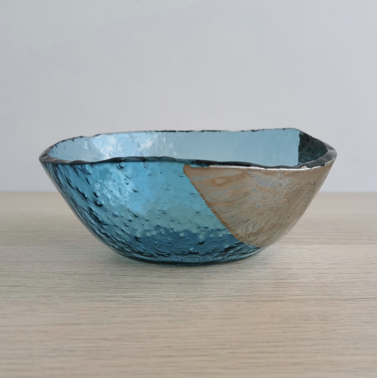 Vanilla Minimalist Sky Blue&Platinum Glass Bowl. Blue&Platinum Glass Cereal Bowl - 5 15/16" (15cm.)