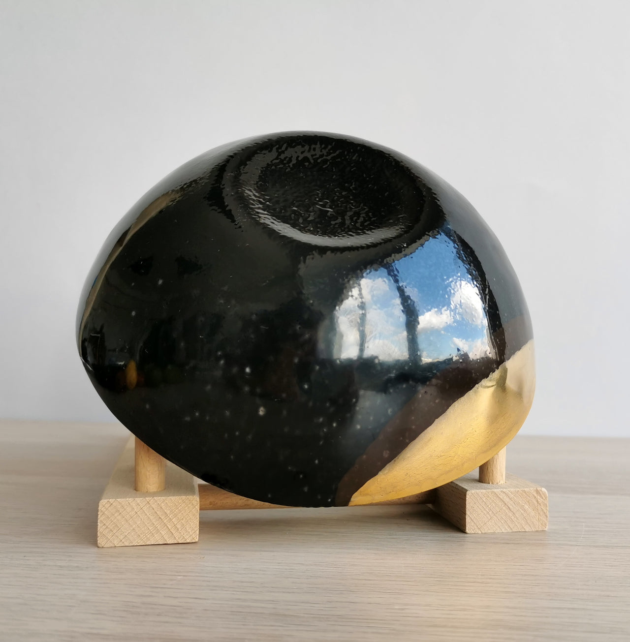 Merry Minimalist Black&Gold Glass Bowl. Black&Gold Glass Soup Bowl - 6 7/8" (17,5cm.)