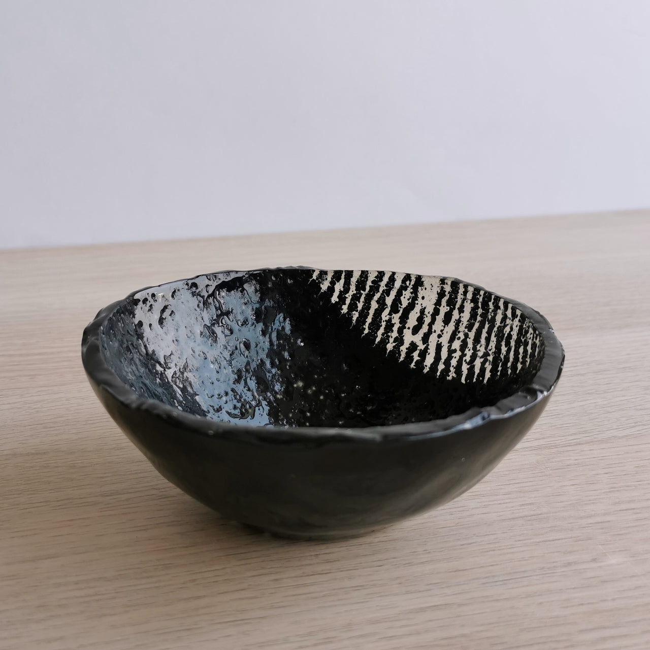 Merry Minimalist Black&Stripes Glass Bowl. Black&Stripes Glass Rice Bowl - 4 15/16" (12,5cm.)