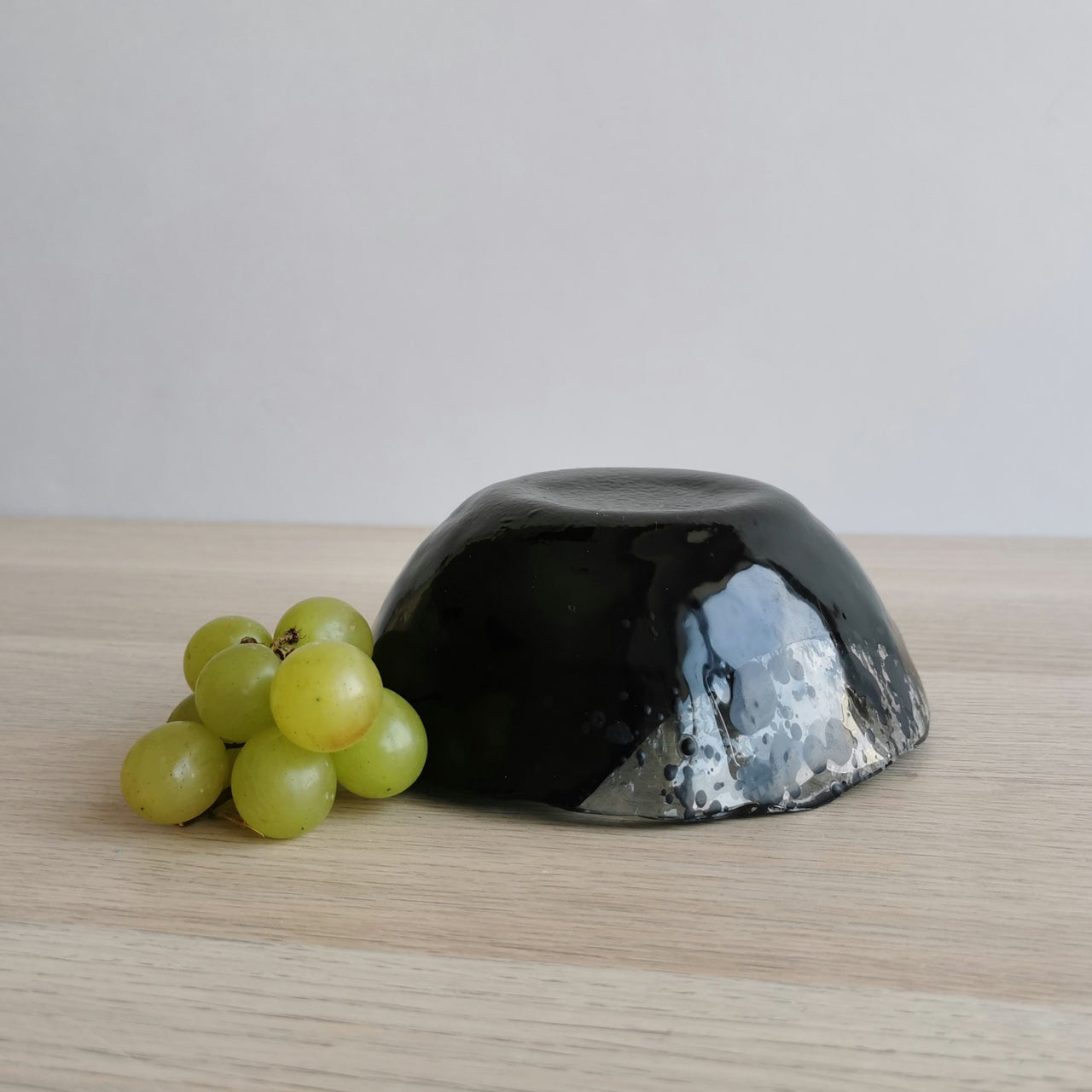 Vanilla Minimalist Jackson Pollock Inspired Black Glass Bowl. Black&Jackson Glass Cereal Bowl - 5 15/16" (15cm.)
