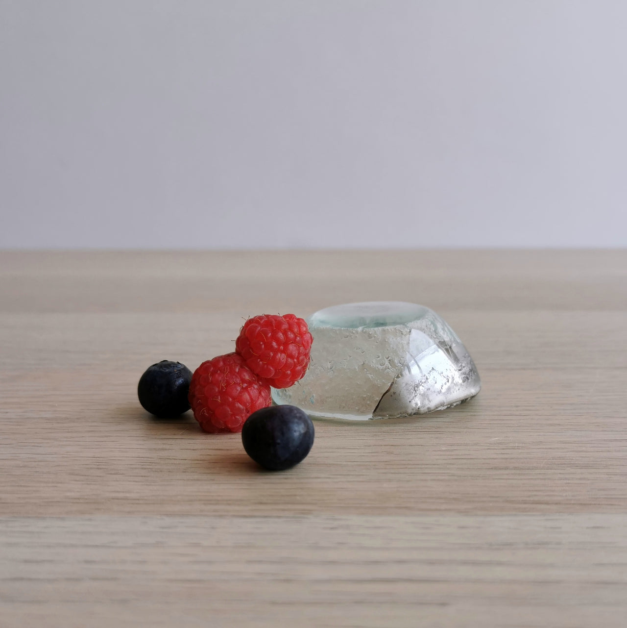 Merry Minimalist Transparent&Platinum Glass Bowl. Tiny Transpanet&Platinum Glass Olive Oil Bowl - 2 3/8" (6cm.)